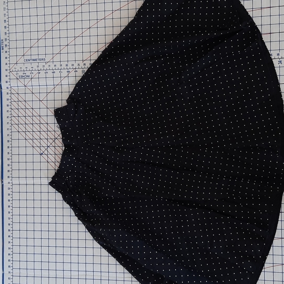 UNIQLO Polka Dot Circle Skirt - Picture 1 of 6